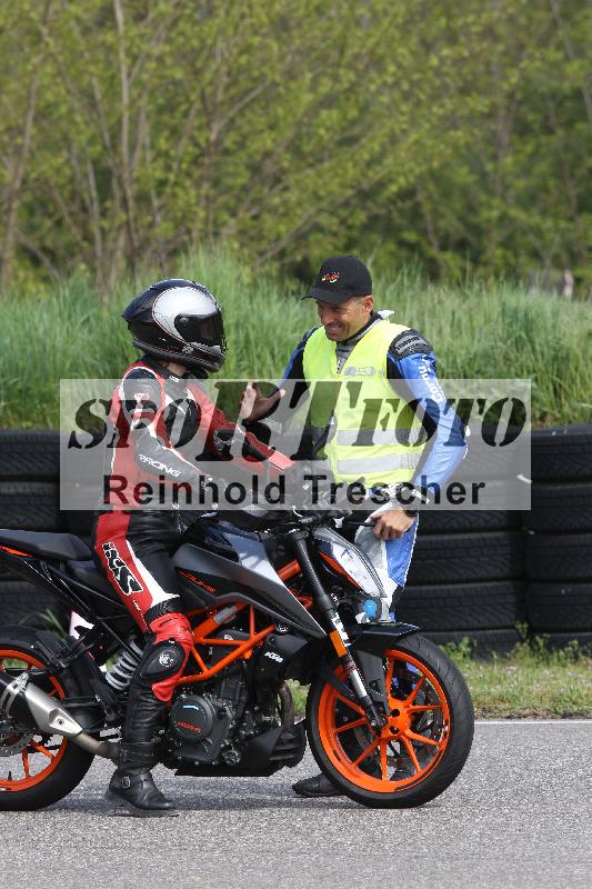 /Archiv-2025/10 23.04.2025 Cornu Master School ADR/gruen-vert/36